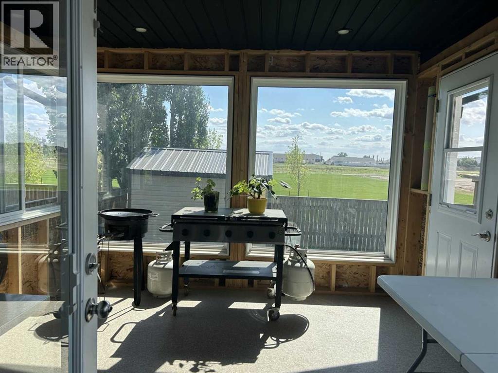 173 Westview Crescent, Bow Island, Alberta  T0K 0G0 - Photo 17 - A2339661