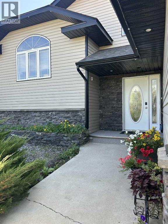 173 Westview Crescent, Bow Island, Alberta  T0K 0G0 - Photo 3 - A2339661
