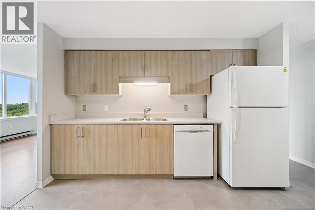 35 Green Valley Drive Unit# 1603, Kitchener, Ontario  N2P 2A5 - Photo 6 - 40842272