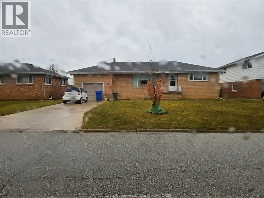 MLS# 26020938: 2381 LEONARD, Windsor, Canada