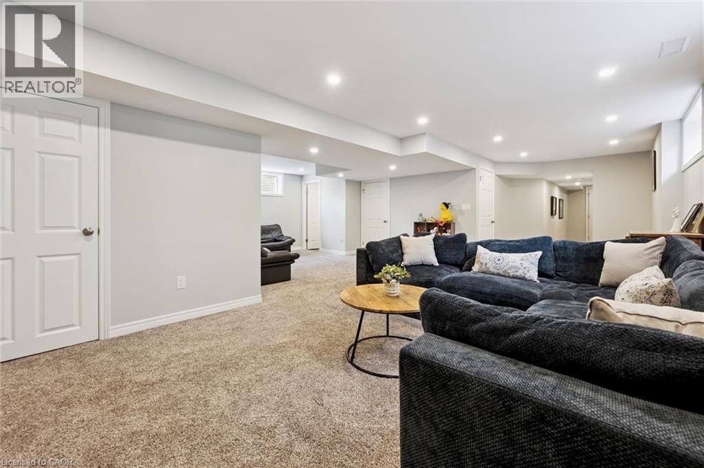 941 Eden Oak Court, Kitchener, Ontario  N2A 0H4 - Photo 36 - 40858123