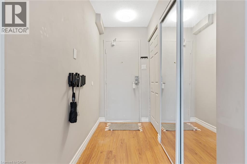 64 Benton Street Unit# 902, Kitchener, Ontario  N2G 4L9 - Photo 9 - 40858226