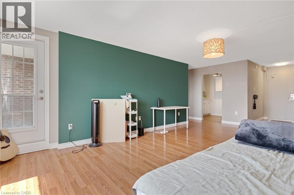 64 Benton Street Unit# 902, Kitchener, Ontario  N2G 4L9 - Photo 13 - 40858226