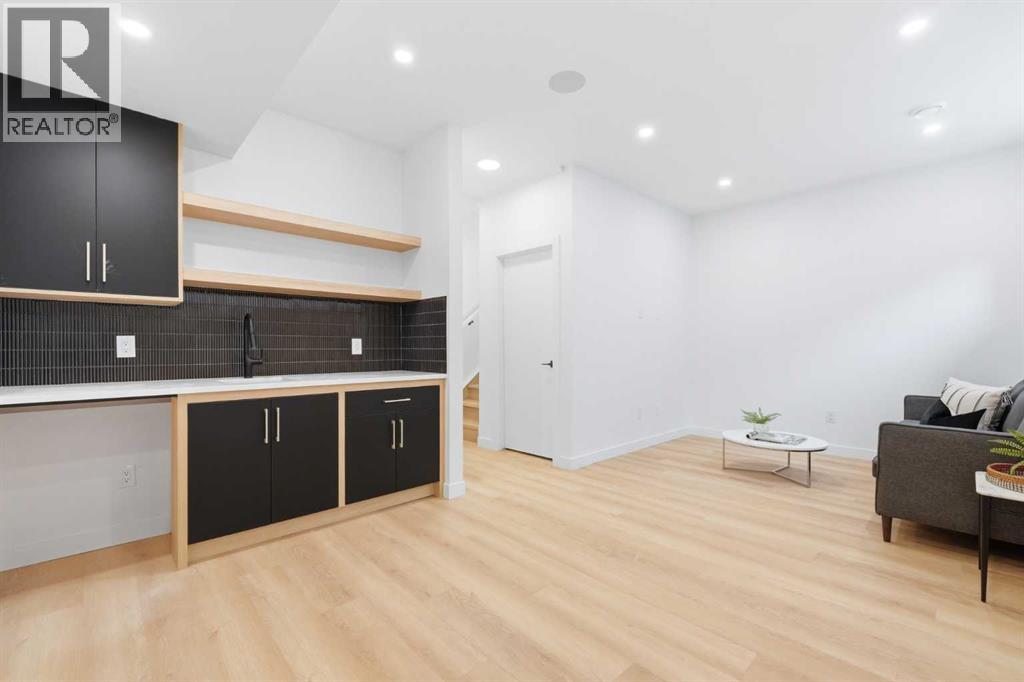 3, 2701 28 Avenue SW, Calgary, Alberta  T3E 5M4 - Photo 35 - A2278298