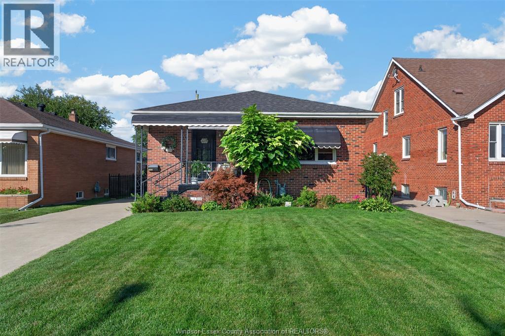 1859 Chandler, Windsor, Ontario  N8W 4A2 - Photo 2 - 26020820