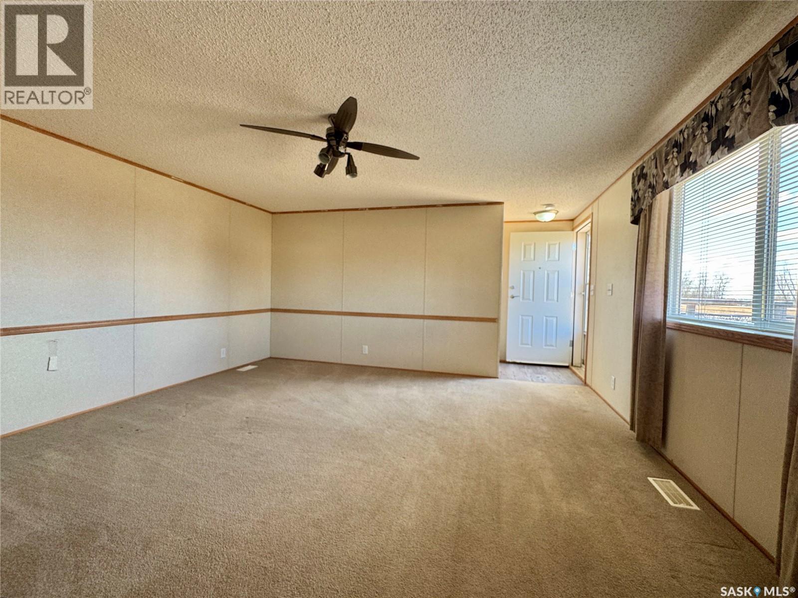 427 Vincent Avenue W, Churchbridge, Saskatchewan  S0A 0M0 - Photo 11 - SK034830