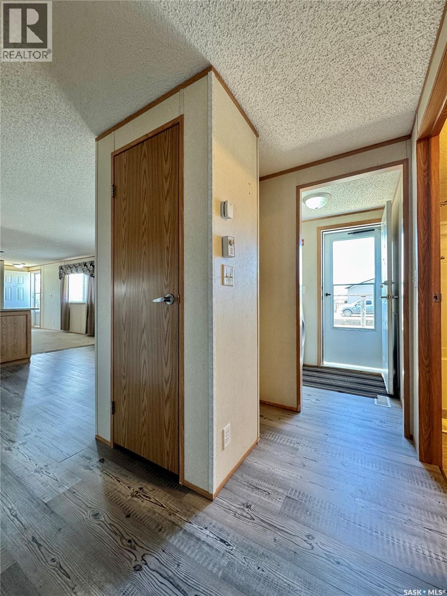 427 Vincent Avenue W, Churchbridge, Saskatchewan  S0A 0M0 - Photo 3 - SK034830