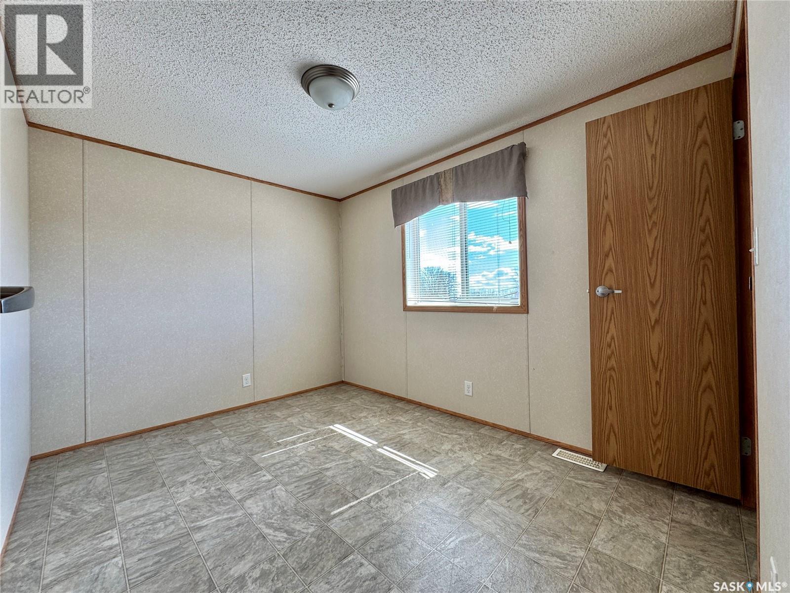 427 Vincent Avenue W, Churchbridge, Saskatchewan  S0A 0M0 - Photo 17 - SK034830