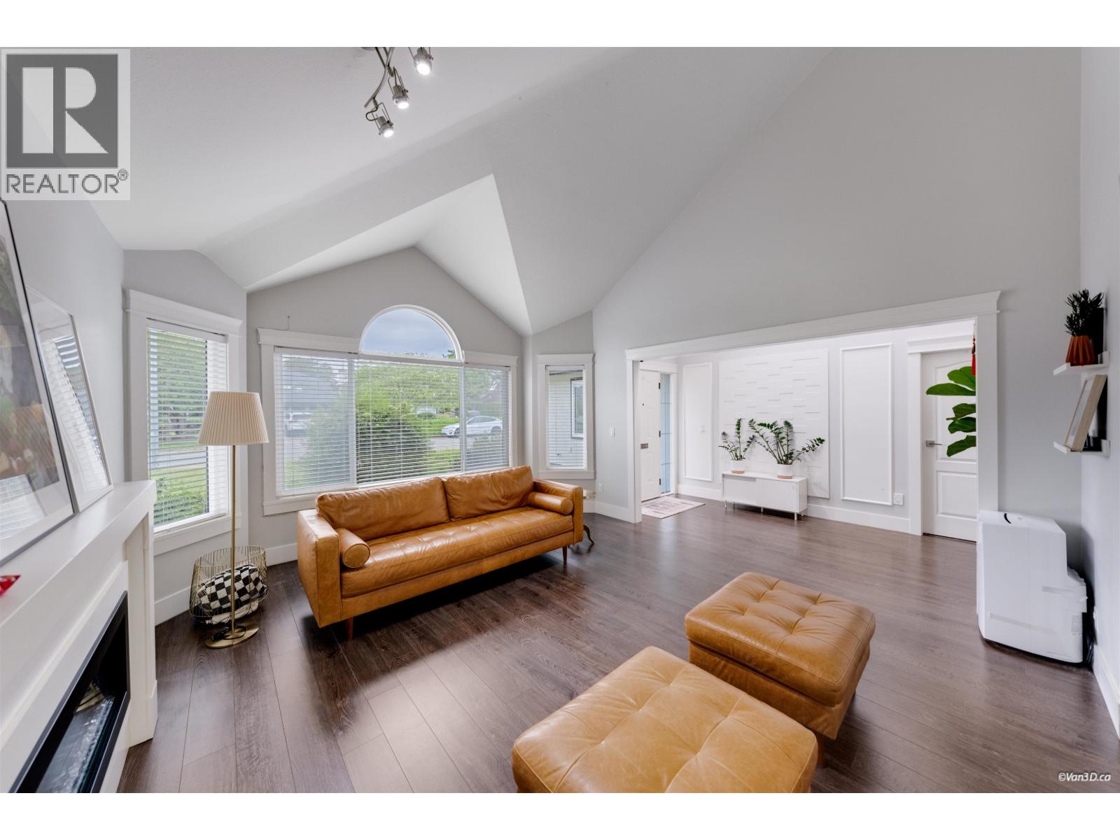 6288 Crescent Place, Delta, British Columbia  V4K 4V2 - Photo 3 - R3158884