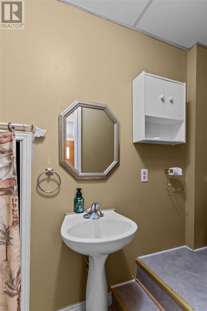 137 Farrell Drive, Mount Pearl, Newfoundland & Labrador  A1N 3G4 - Photo 13 - 1302382