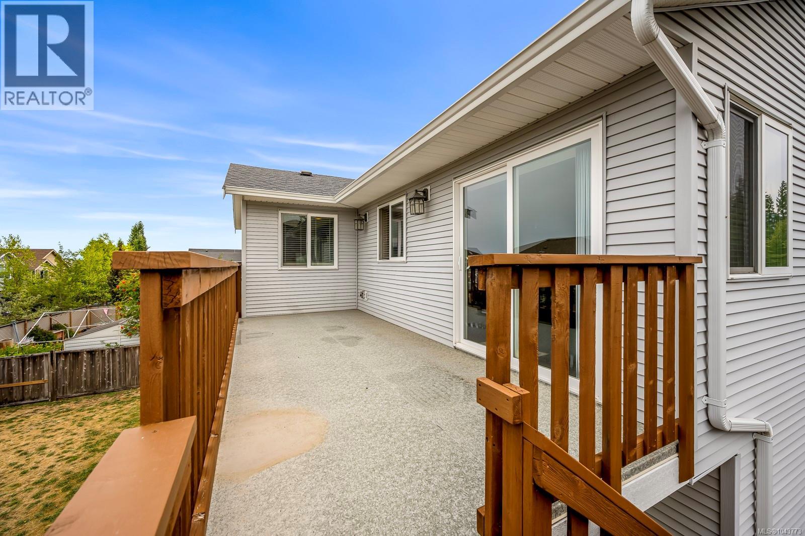 2668 Grizedale Ave, Cumberland, British Columbia V0R 1S0 - Photo 10 - 1043773