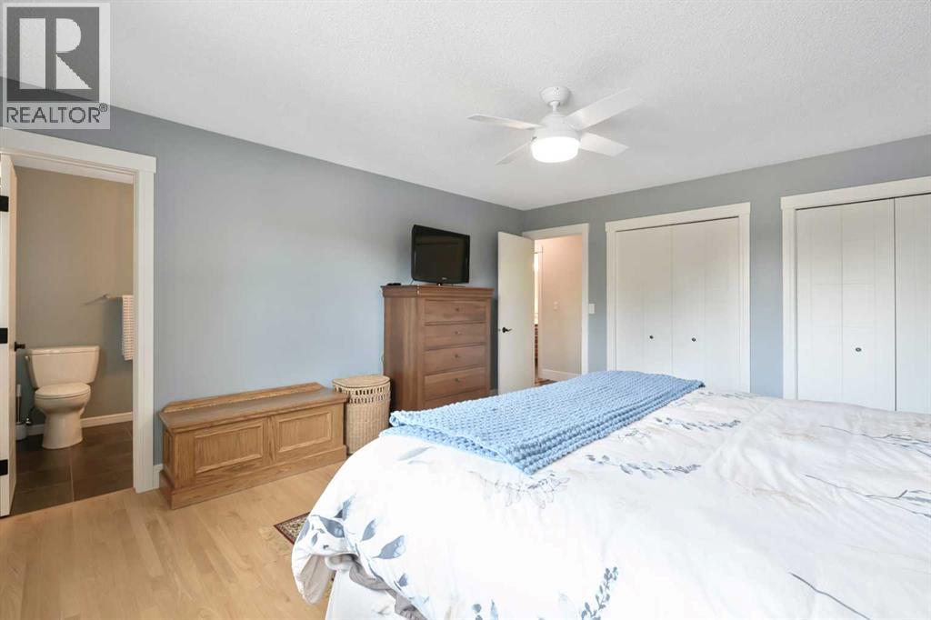315 Woodpark Place SW, Calgary, Alberta  T2W 2X9 - Photo 22 - A2338172