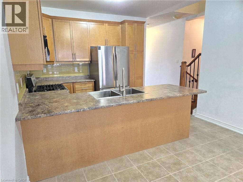 736 Ferguson Drive, Milton, Ontario  L9T 7C7 - Photo 7 - 40858753