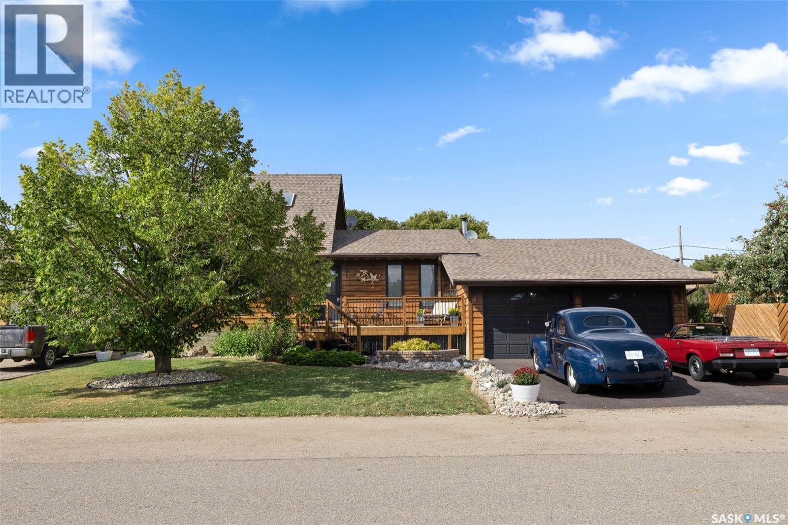 116 Courtside Crescent, Pilot Butte, Saskatchewan  S0G 3Z0 - Photo 2 - SK046612