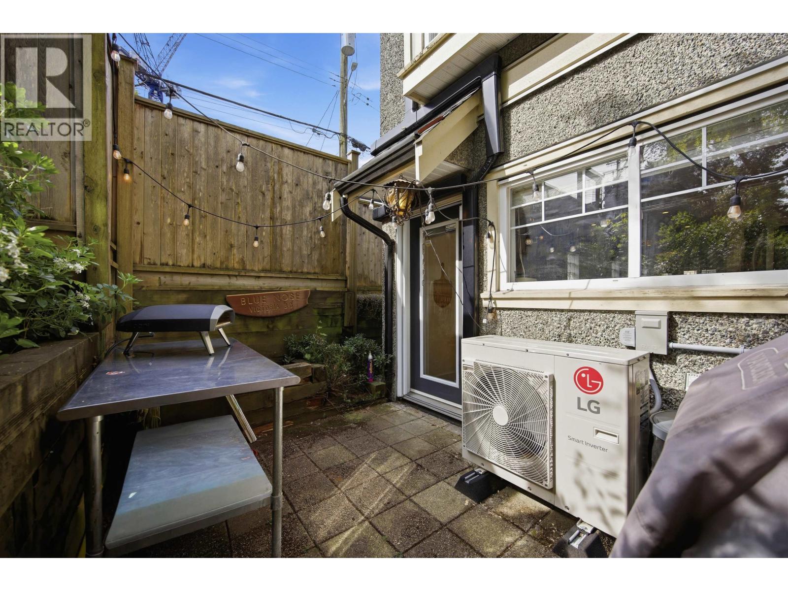 6 1642 E Georgia Street, Vancouver, British Columbia  V5L 2B2 - Photo 12 - R3148425