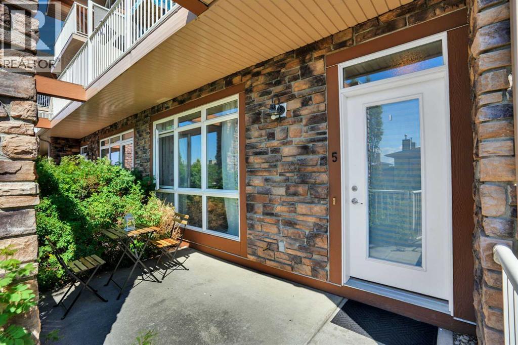 5, 148 Rockyledge View NW, Calgary, Alberta  T3G 5Y4 - Photo 6 - A2337921