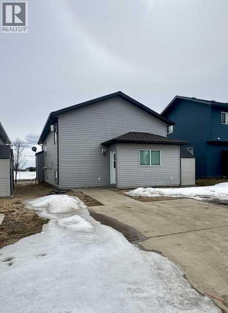 7502 114 Street, Grande Prairie, Alberta  T8W 0K2 - Photo 2 - A2301686