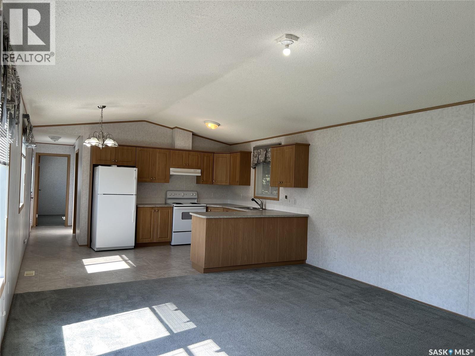309 2nd Street Nw, Goodsoil, Saskatchewan  S0M 1A0 - Photo 2 - SK038482