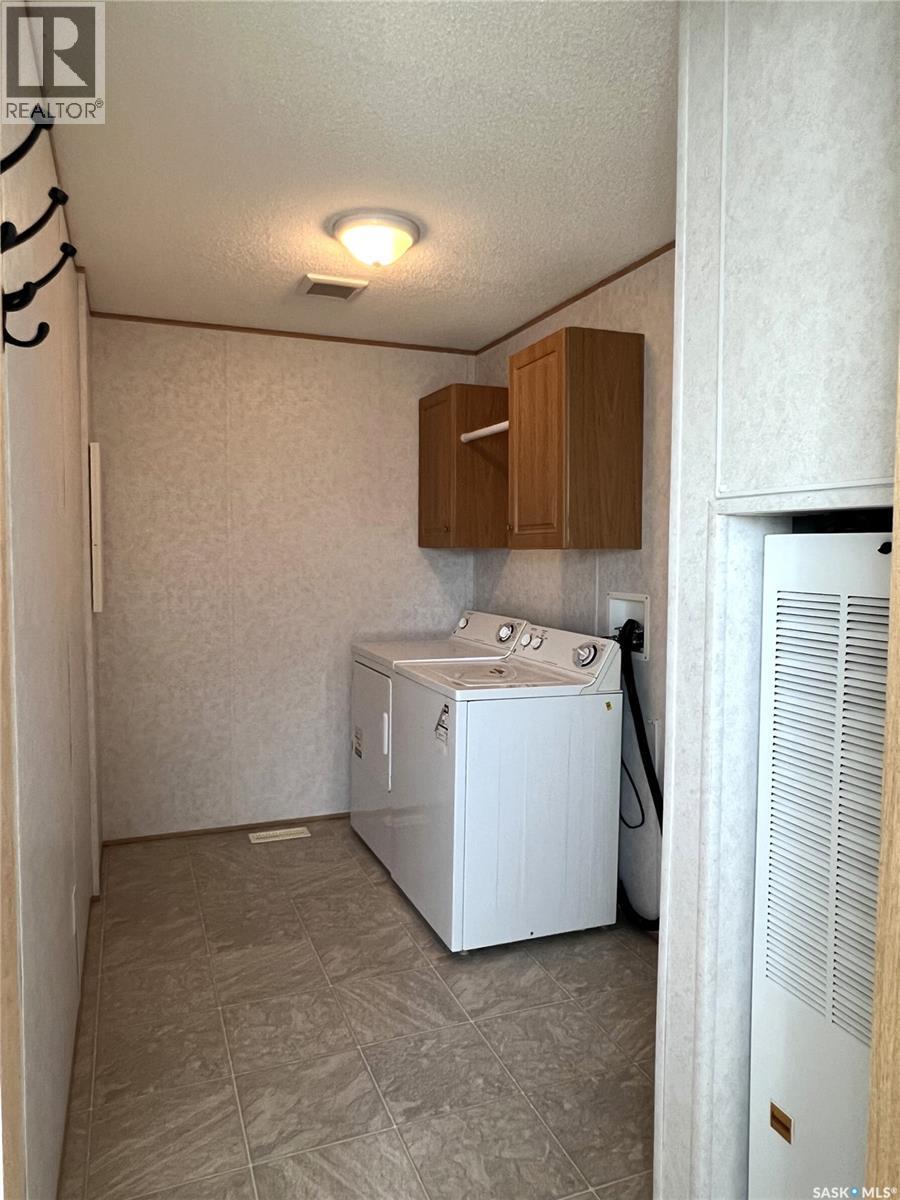309 2nd Street Nw, Goodsoil, Saskatchewan  S0M 1A0 - Photo 16 - SK038482