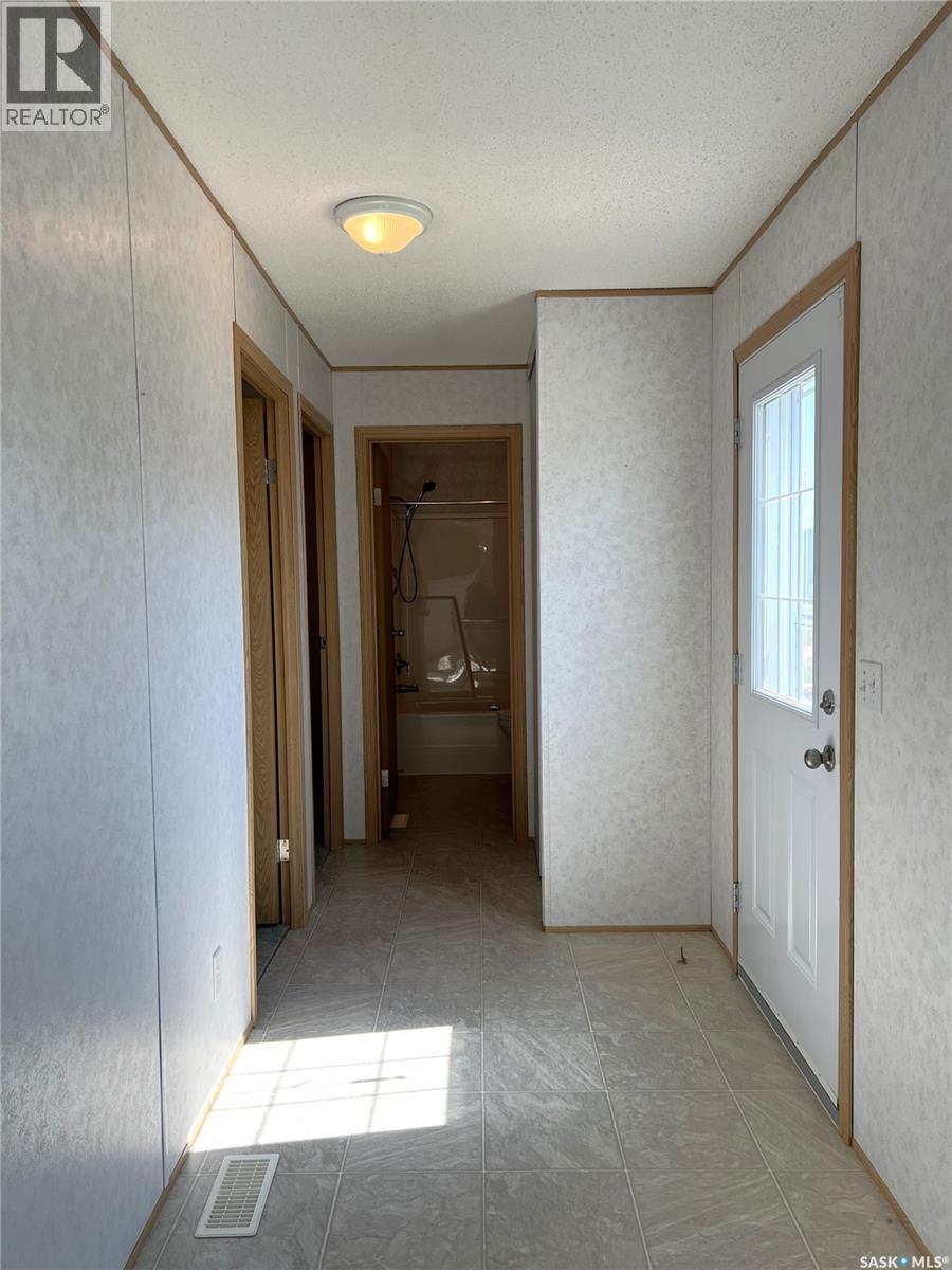 309 2nd Street Nw, Goodsoil, Saskatchewan  S0M 1A0 - Photo 15 - SK038482