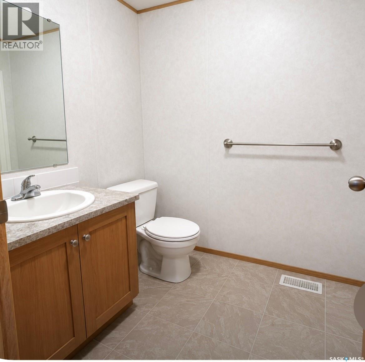 309 2nd Street Nw, Goodsoil, Saskatchewan  S0M 1A0 - Photo 8 - SK038482