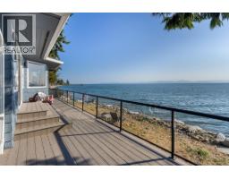 4857 SUNSHINE COAST HIGHWAY, Sechelt, British Columbia