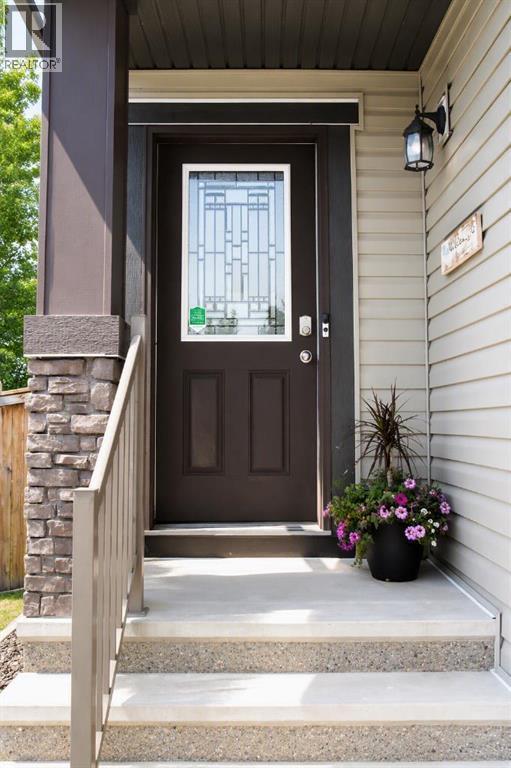 29 Drake Landing Loop, Okotoks, Alberta  T1S 1H0 - Photo 2 - A2311520