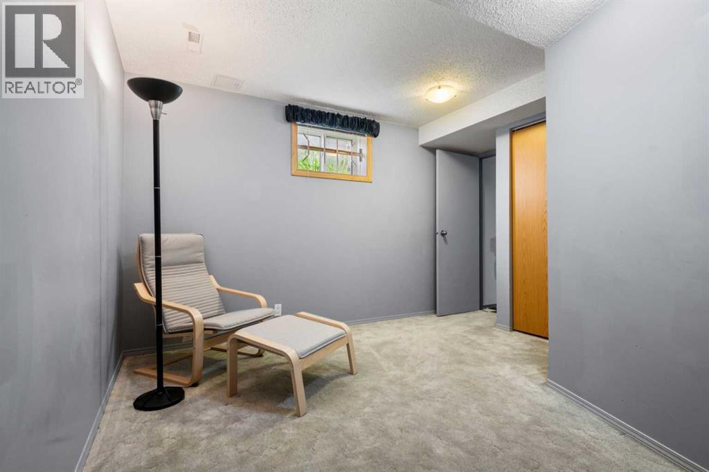 19 Macewan Meadow Crescent NW, Calgary, Alberta  T3K 3H6 - Photo 34 - A2337159