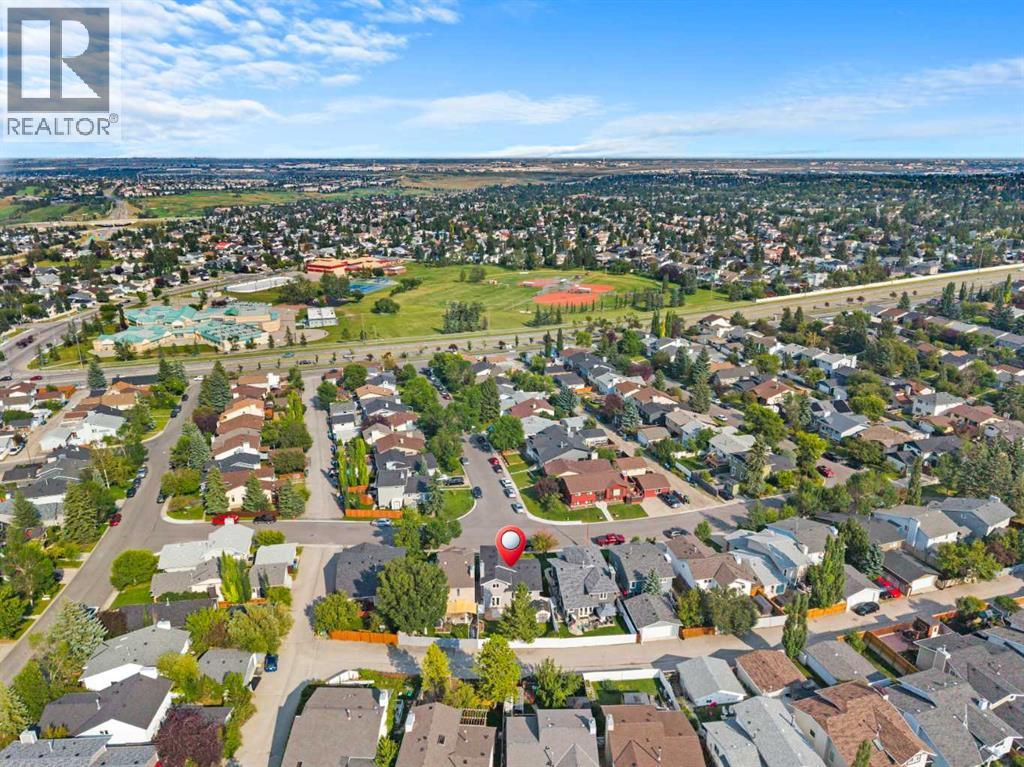 19 Macewan Meadow Crescent NW, Calgary, Alberta  T3K 3H6 - Photo 39 - A2337159