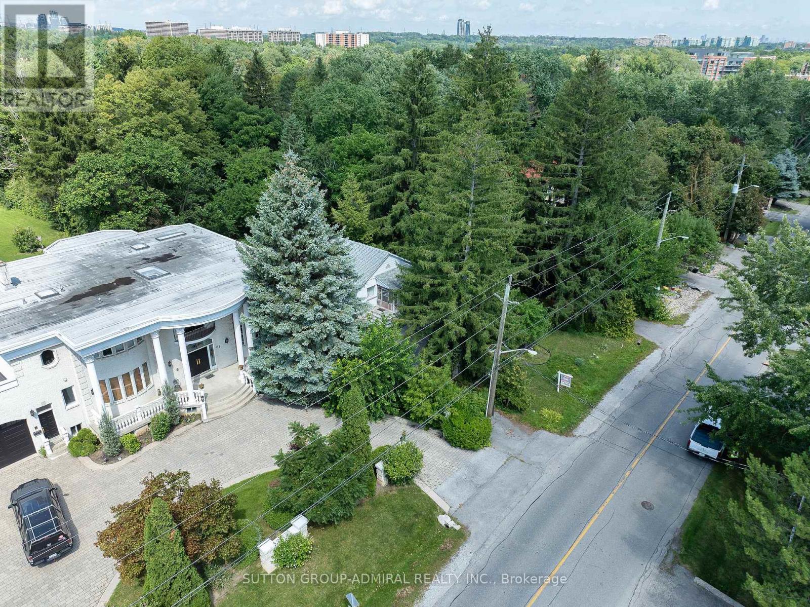 60 Arnold Avenue, Vaughan, Ontario  L4J 1B3 - Photo 5 - N13449818