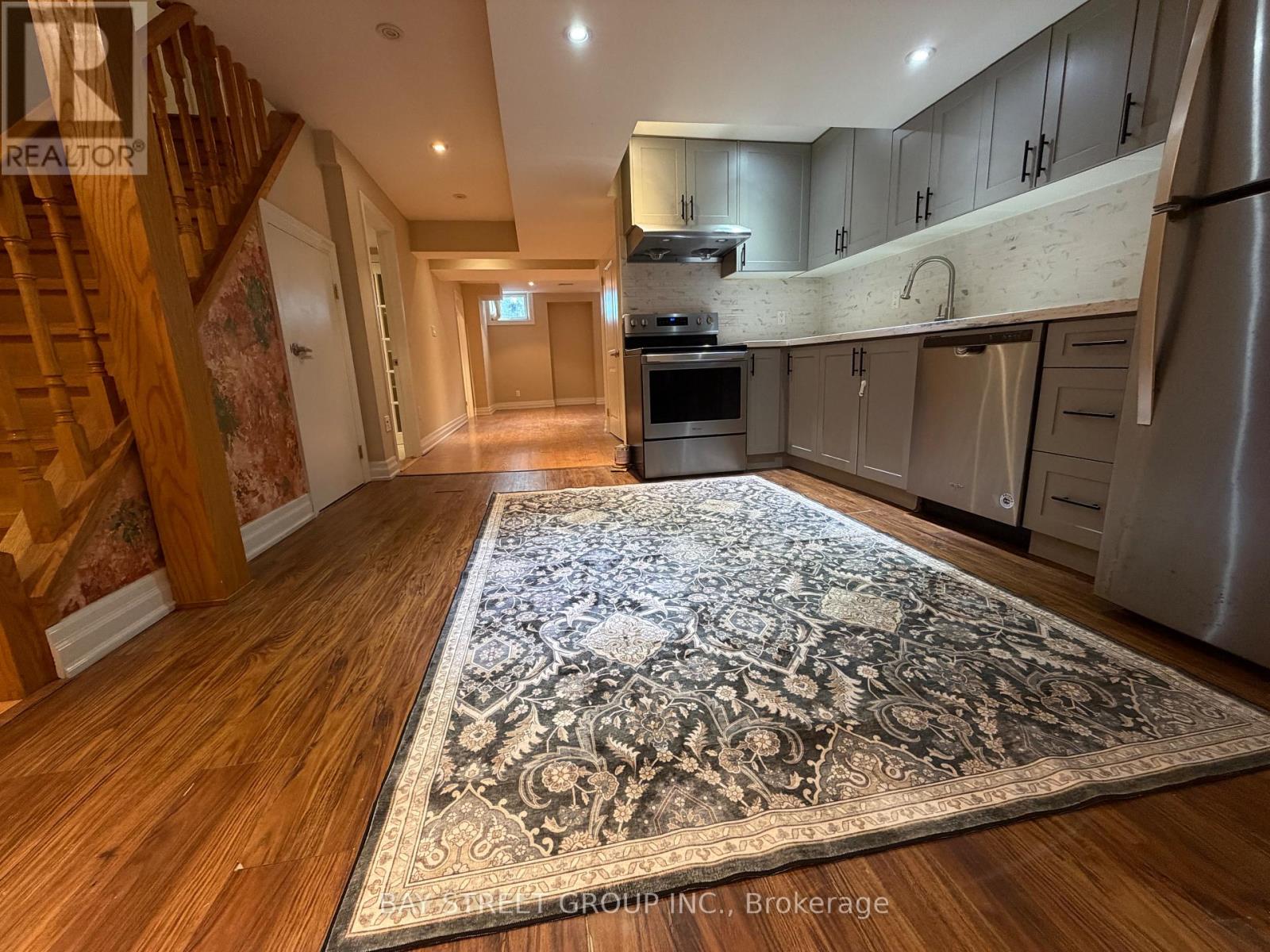 56 Albright (Lower) Crescent, Richmond Hill, Ontario  L4E 4Z4 - Photo 6 - N13655396