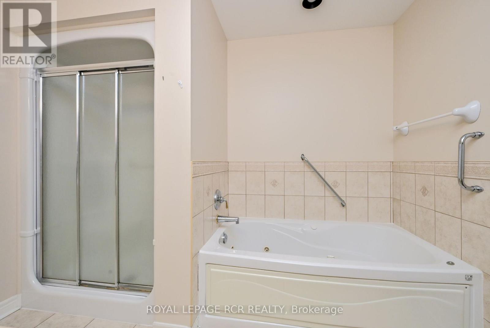 6 Artisan Lane, New Tecumseth, Ontario  L9R 2G1 - Photo 19 - N13717146
