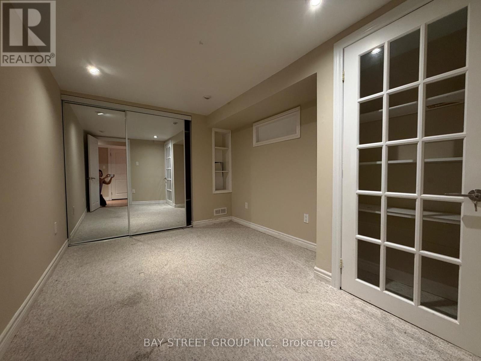 56 Albright (Lower) Crescent, Richmond Hill, Ontario  L4E 4Z4 - Photo 7 - N13655396