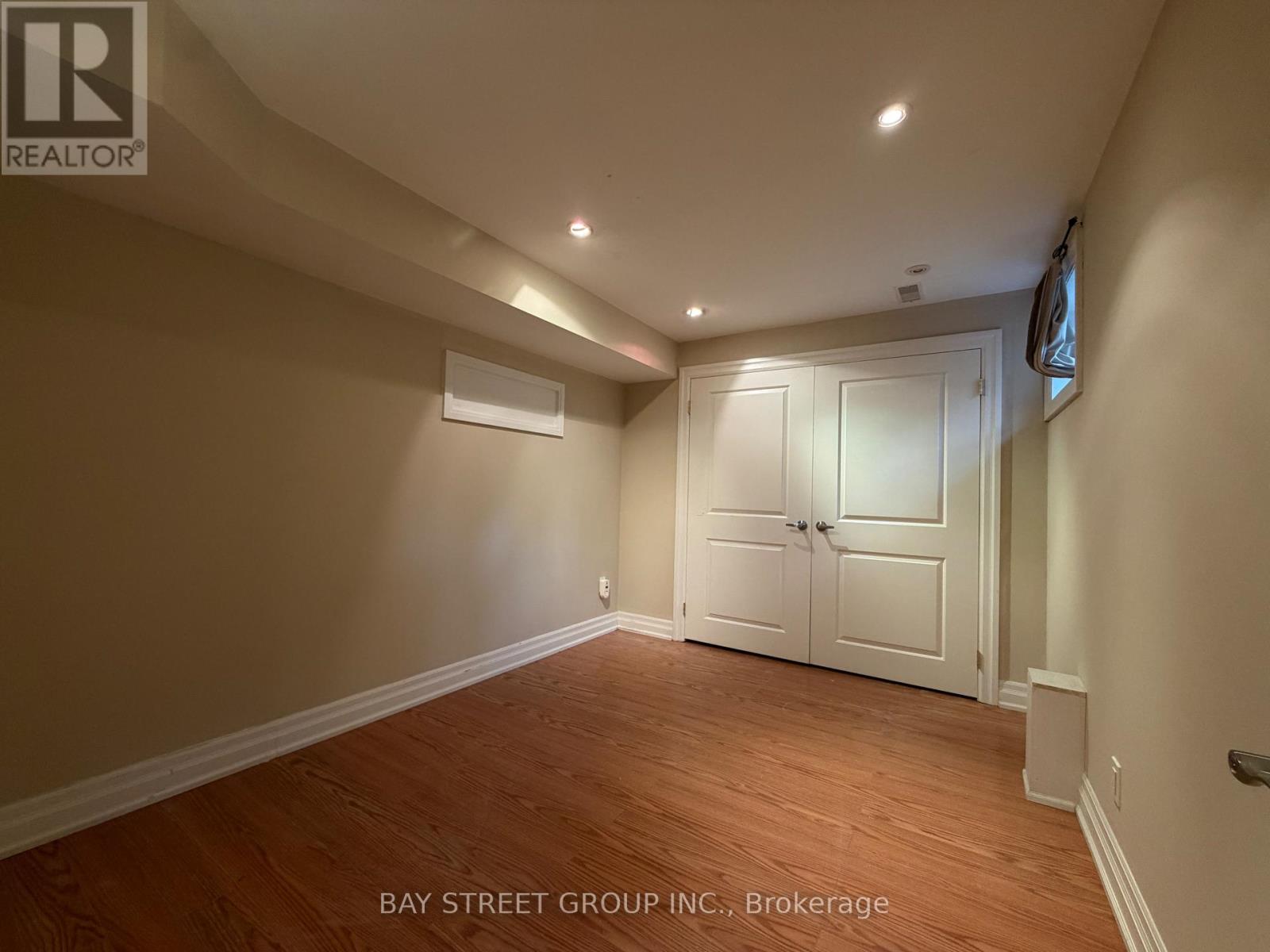 56 Albright (Lower) Crescent, Richmond Hill, Ontario  L4E 4Z4 - Photo 10 - N13655396