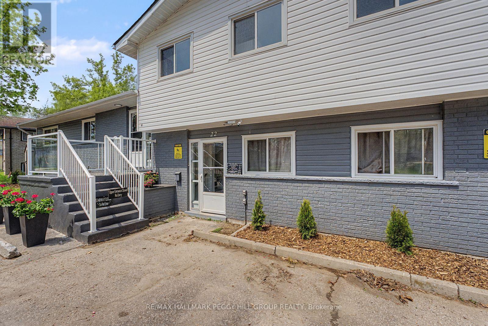 22 Olive Crescent, Orillia, Ontario  L3V 1G1 - Photo 3 - S13649236