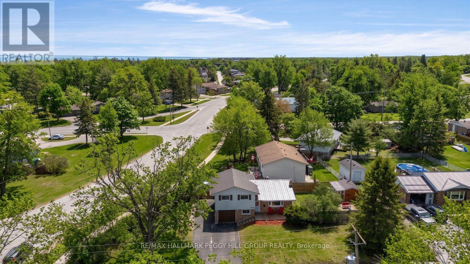 423 Mary Street, Orillia, Ontario  L3V 3G5 - Photo 2 - S13662954