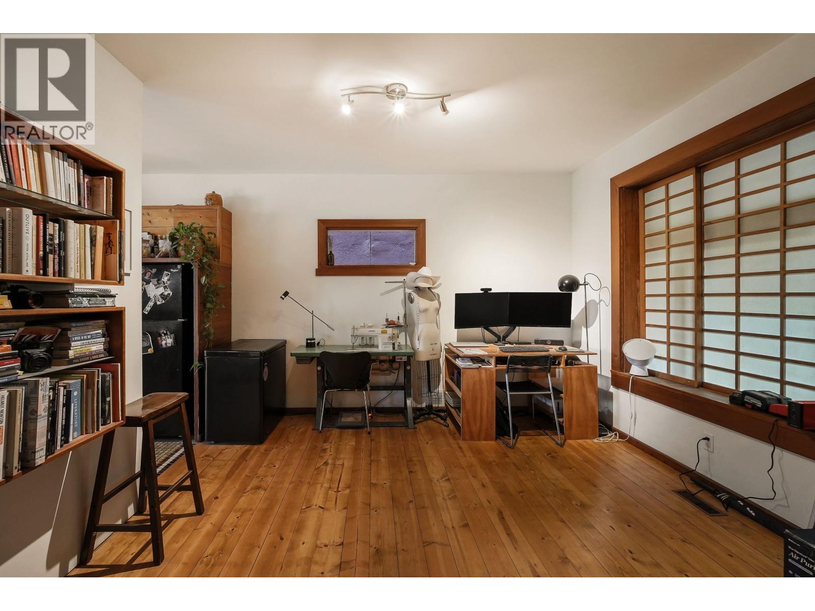 1243 W 7th Avenue, Vancouver, British Columbia  V6H 1B7 - Photo 9 - R3159350
