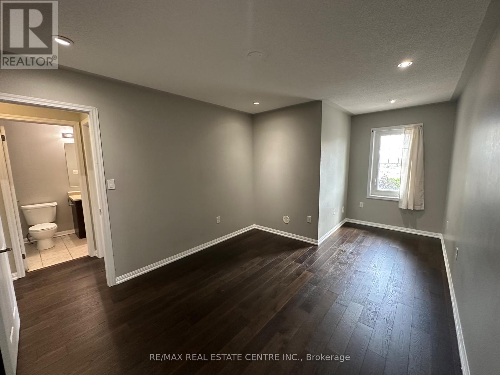 Residential - 52 Commuter Drive, Brampton, Ontario  L7A 0R3 - Photo 34 - W13711522