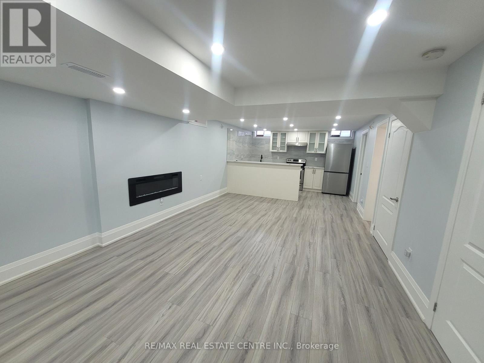 3081 Mission Hill Drive, Mississauga, Ontario  L5M 0B8 - Photo 27 - W13713572