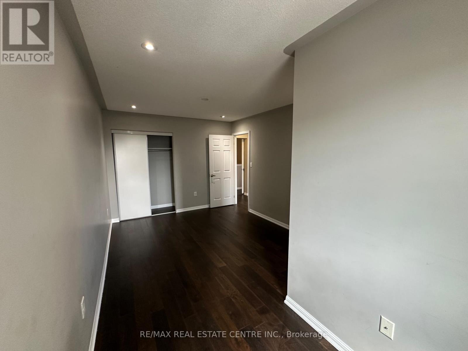 Residential - 52 Commuter Drive, Brampton, Ontario  L7A 0R3 - Photo 35 - W13711522