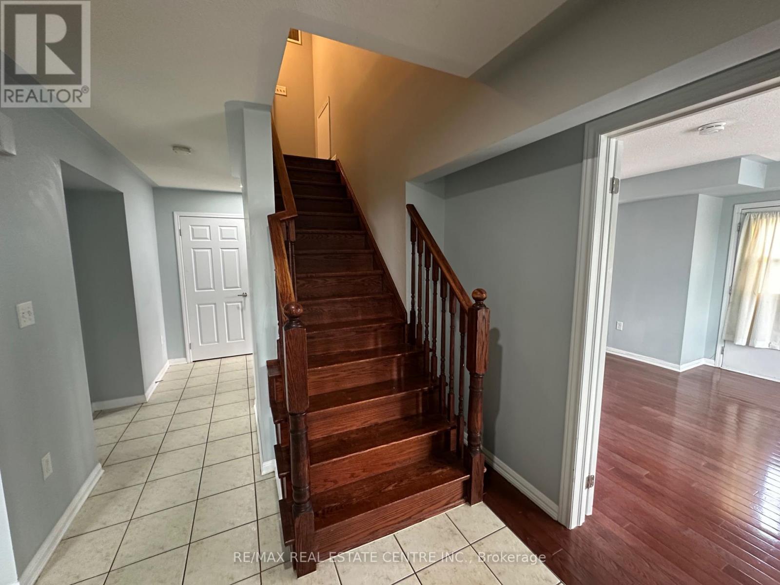 Residential - 52 Commuter Drive, Brampton, Ontario  L7A 0R3 - Photo 29 - W13711522