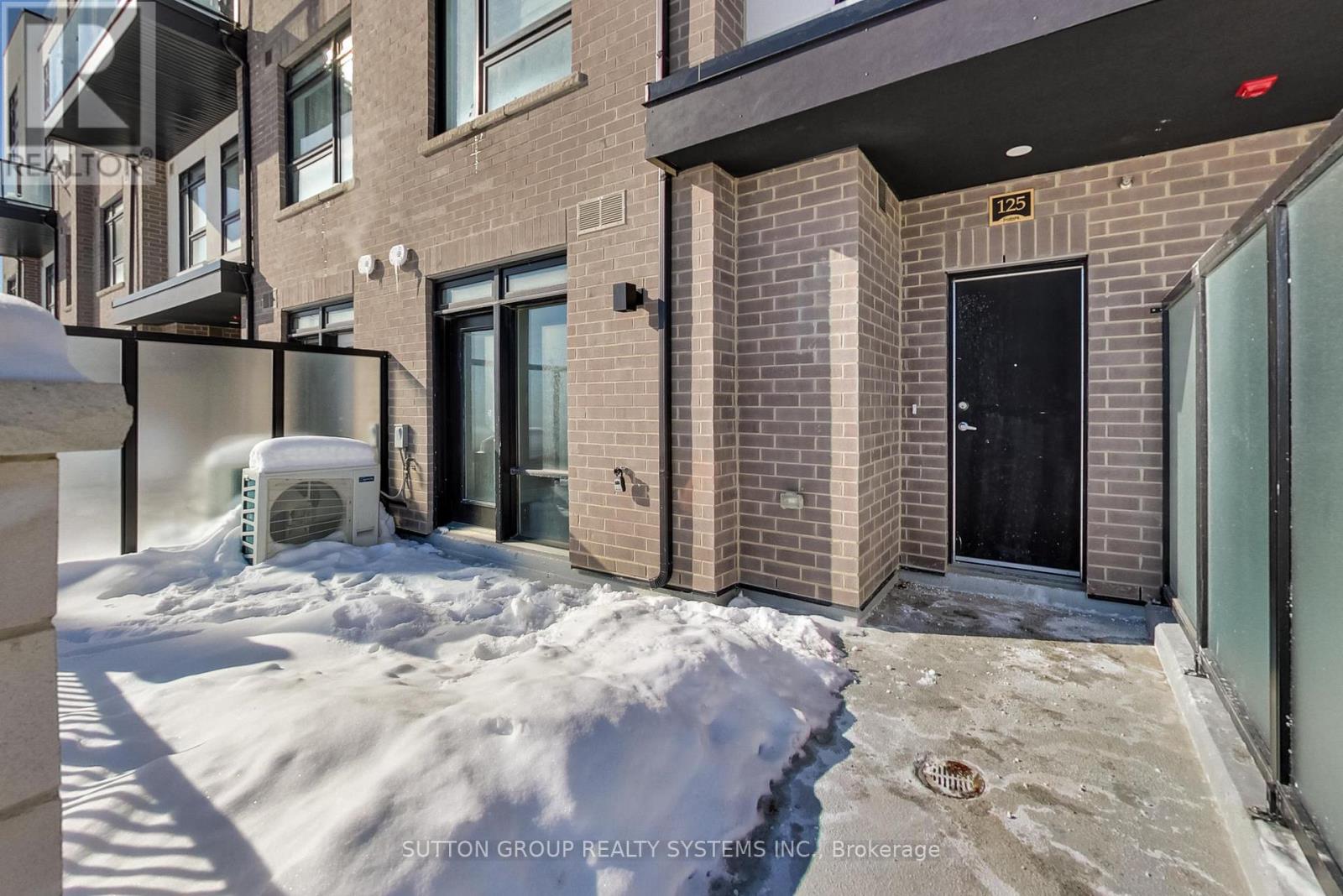 125 - 1585 Rose Way, Milton, Ontario  L9E 0J2 - Photo 4 - W13716360
