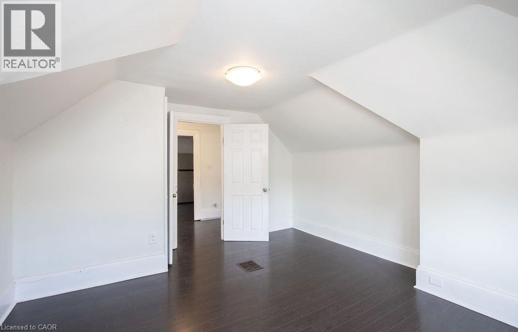 133 Park Row N Unit# 3, Hamilton, Ontario L8H 4E7 - Photo 8 - 40858754
