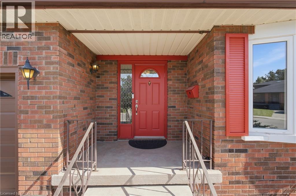 102 Trenholme Crescent, Hamilton, Ontario  L8W 2L6 - Photo 5 - 40858732