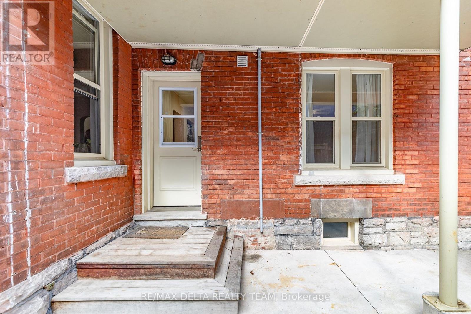 A - 192 Stanley Avenue, Ottawa, Ontario K1M 1P3 - Photo 17 - X13704810