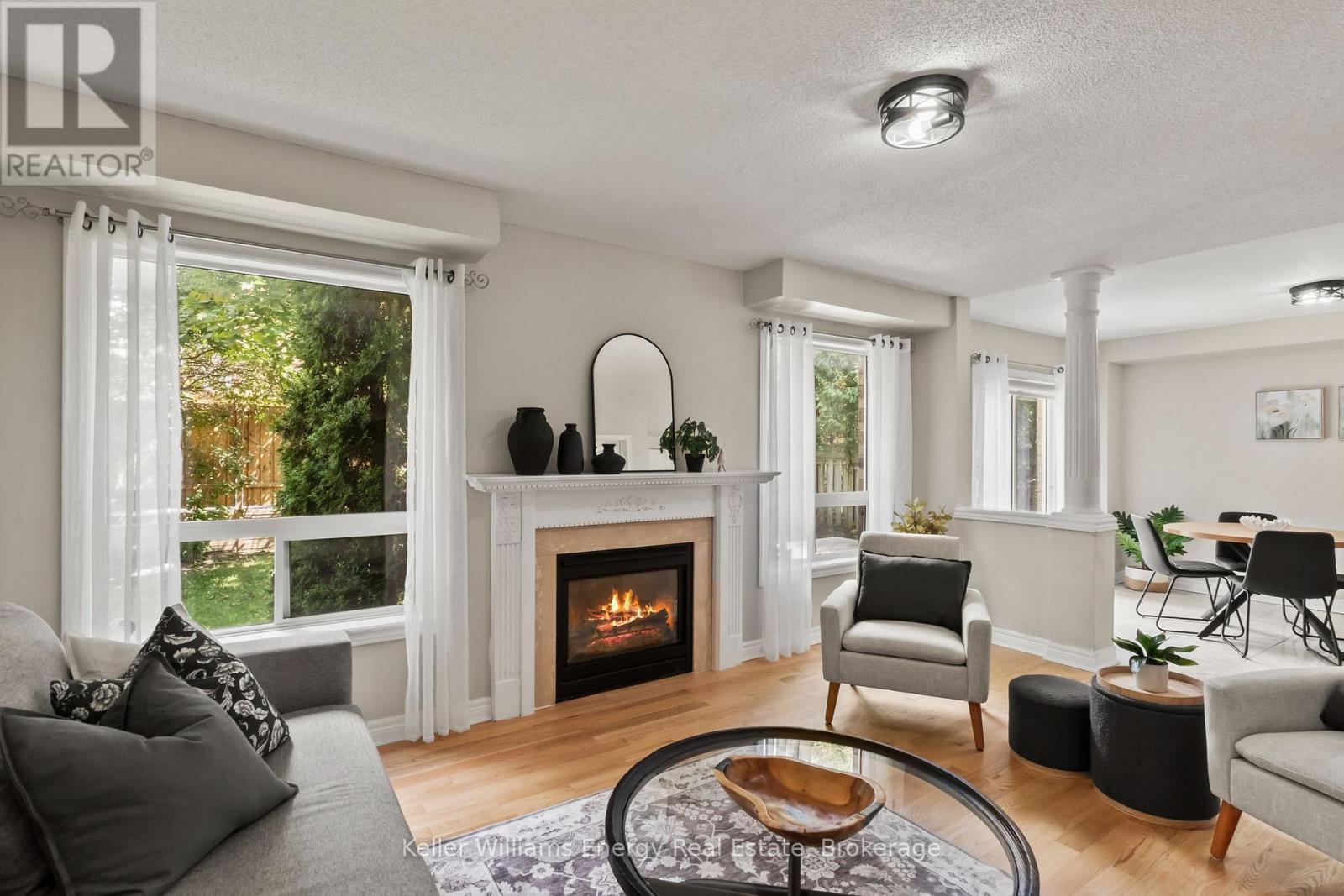 35 Virginia Drive — photo 2