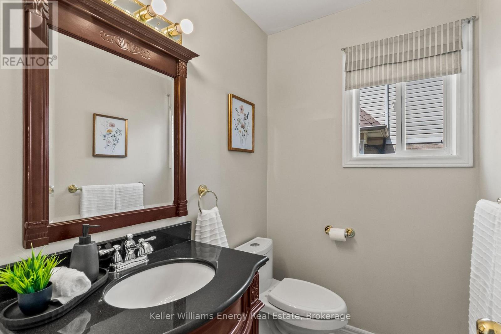 35 Virginia Drive, Whitby, Ontario L1R 2X9 - Photo 24 - E13717848