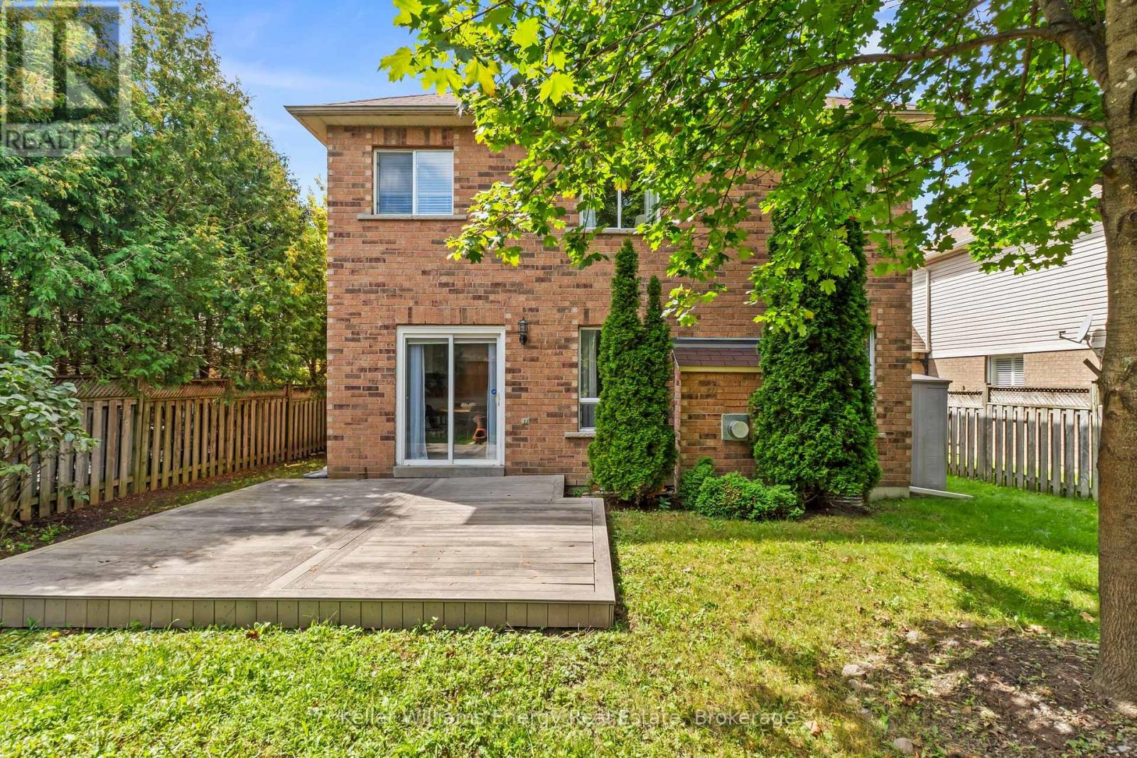 35 Virginia Drive, Whitby, Ontario L1R 2X9 - Photo 27 - E13717848