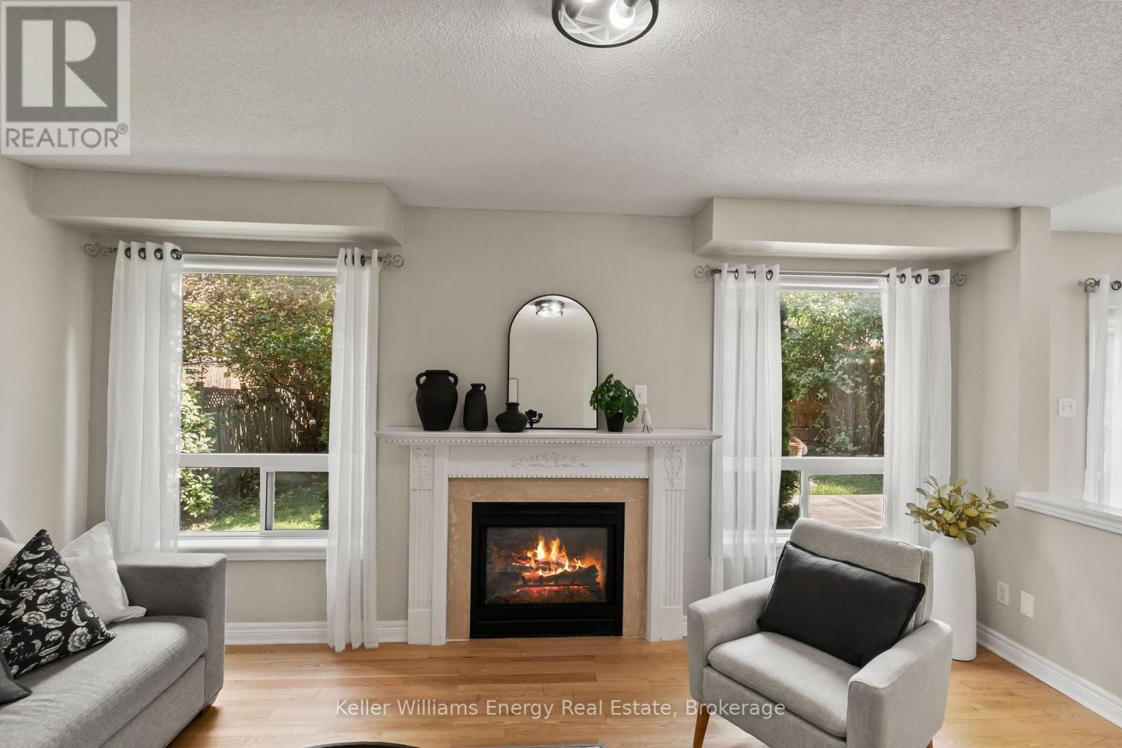 35 Virginia Drive — photo 3
