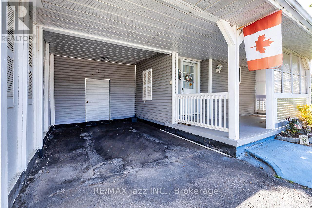 5 King Court, Clarington, Ontario  L1B 1L7 - Photo 4 - E13717976